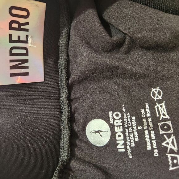 Indero tennis skort size  Small black pleated Active Collection    B8 - Picture 5 of 8